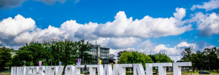Uitnodiging inaugurele rede Prof Louise Knight - Universiteit Twente