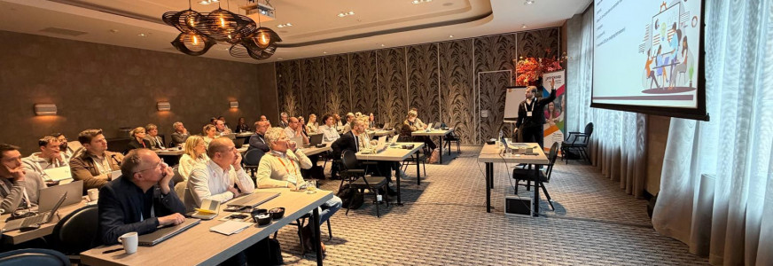 AI-first werken in de zorginkoop: inzichten uit de uitverkochte verdiepingssessie op het Nevi Zorgcongres